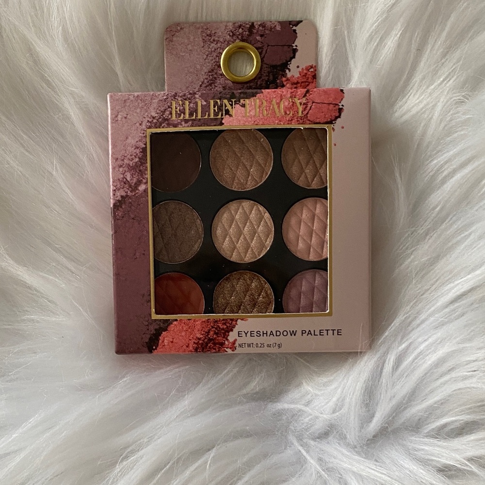 Ellen Tracy Mauve, Pink & Warm Brown Eyeshadow Palette - Picture 1 of 2